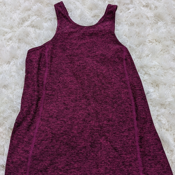 Beyond Yoga Can't Hardly Lightweight Keyhole Tank in Black-Plumberry xs - Picture 2 of 4